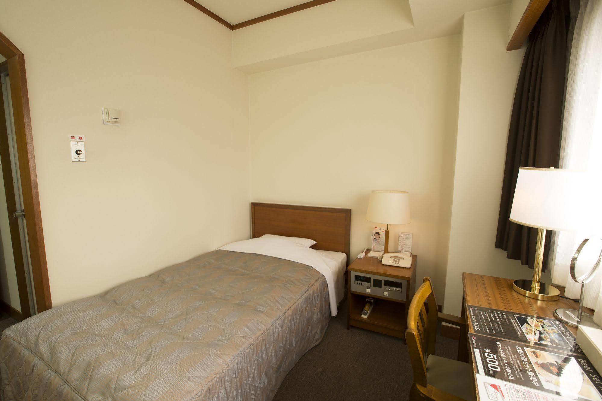 Maple Inn Makuhari Chiba Exterior photo